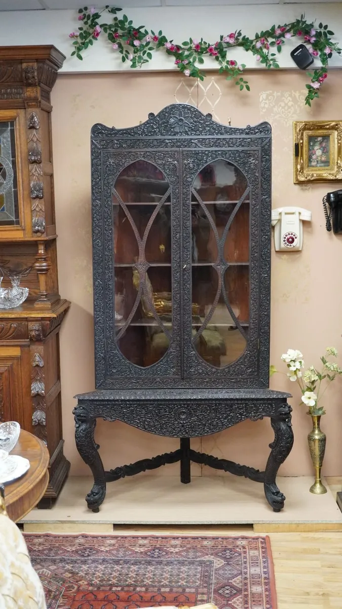 Anglo-Indian Bombay Blackwood Corner Cabinet - Image 2