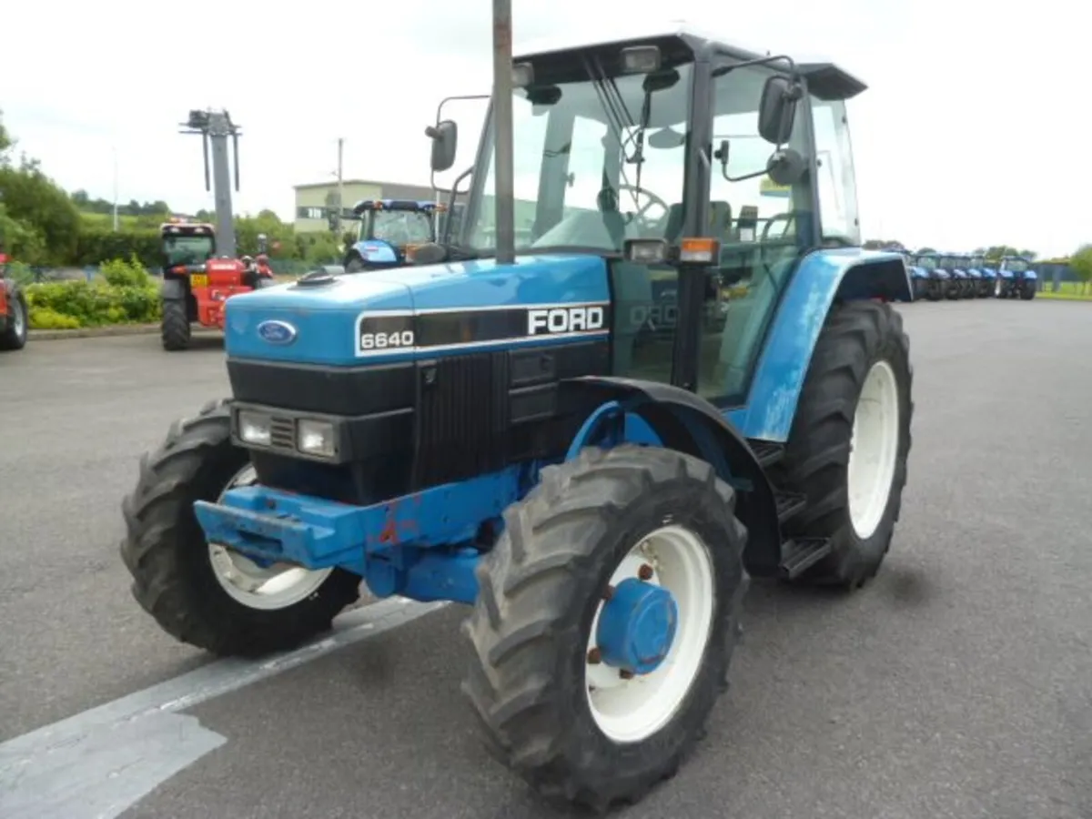 New Holland 6640 SLE 4WD, 1992 - Image 3