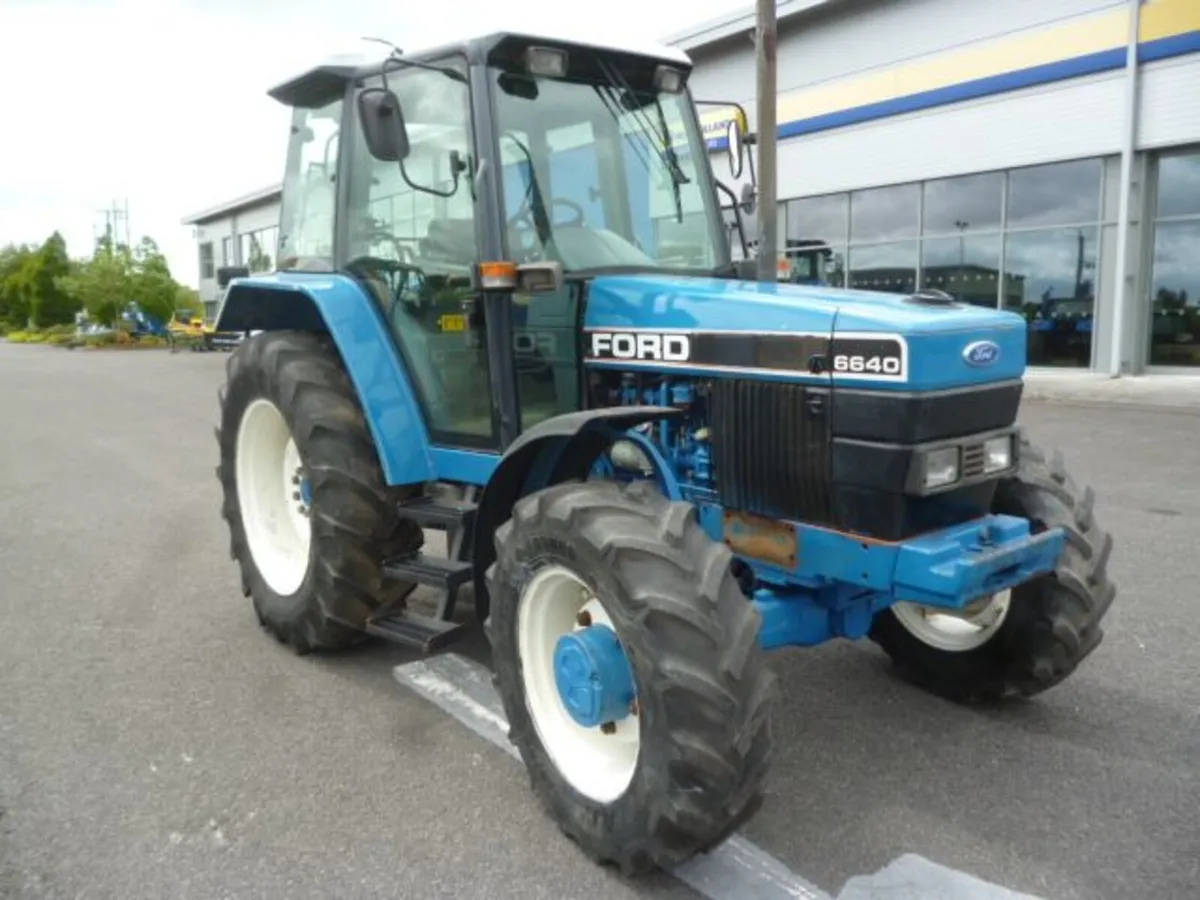 New Holland 6640 SLE 4WD, 1992 - Image 2