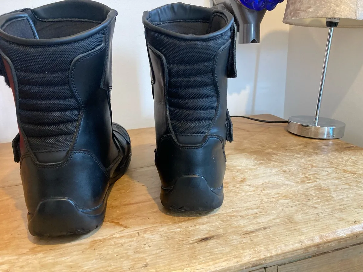 Motorbike boots - Image 4
