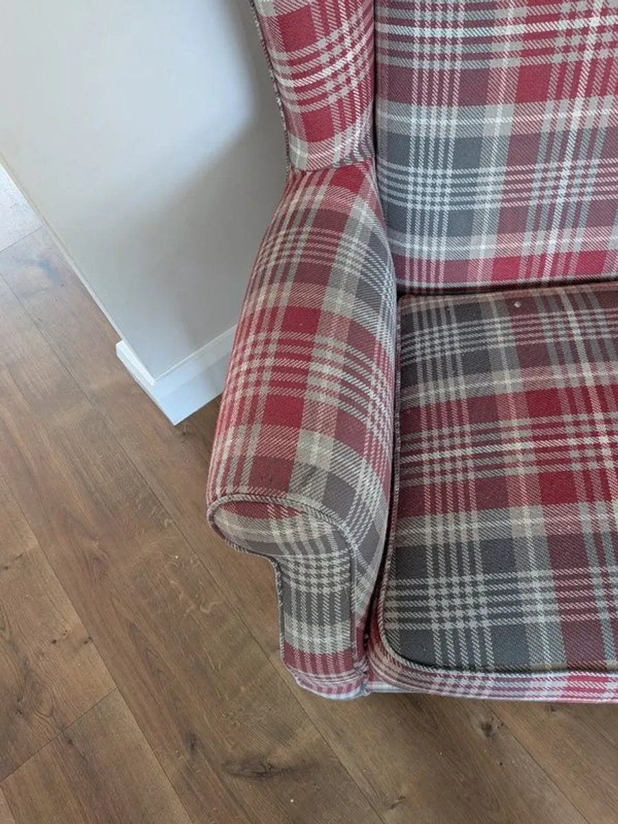 Beautiful Sherlock armchair - Image 3