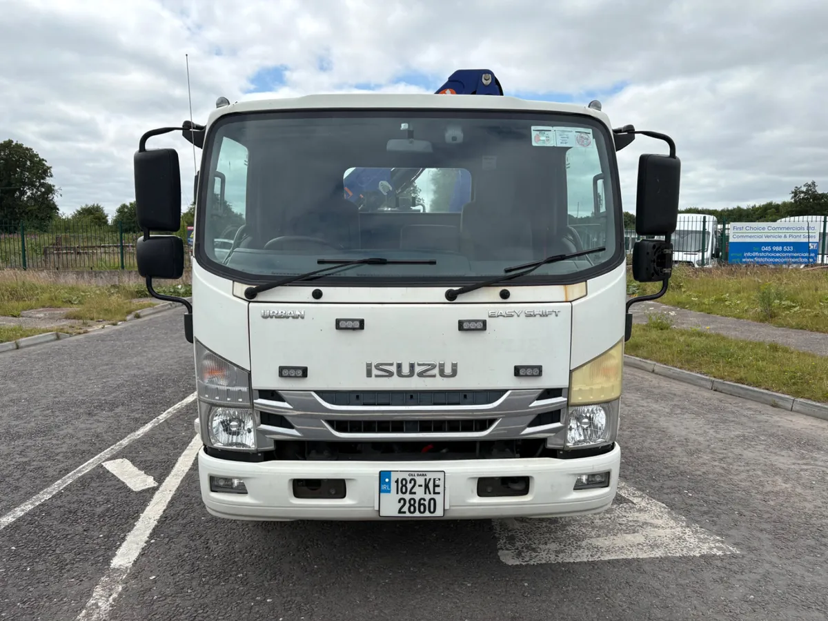 Isuzu Crane Truck - Image 2
