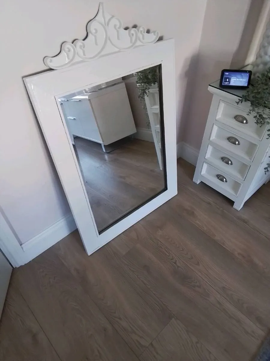 Large mirror 115cm x 75cm