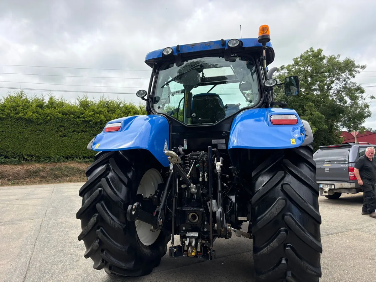 2013 New Holland T7.200  **Only done 2100 hours !! - Image 2