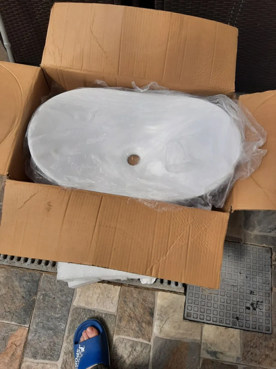 Basin - Image 2
