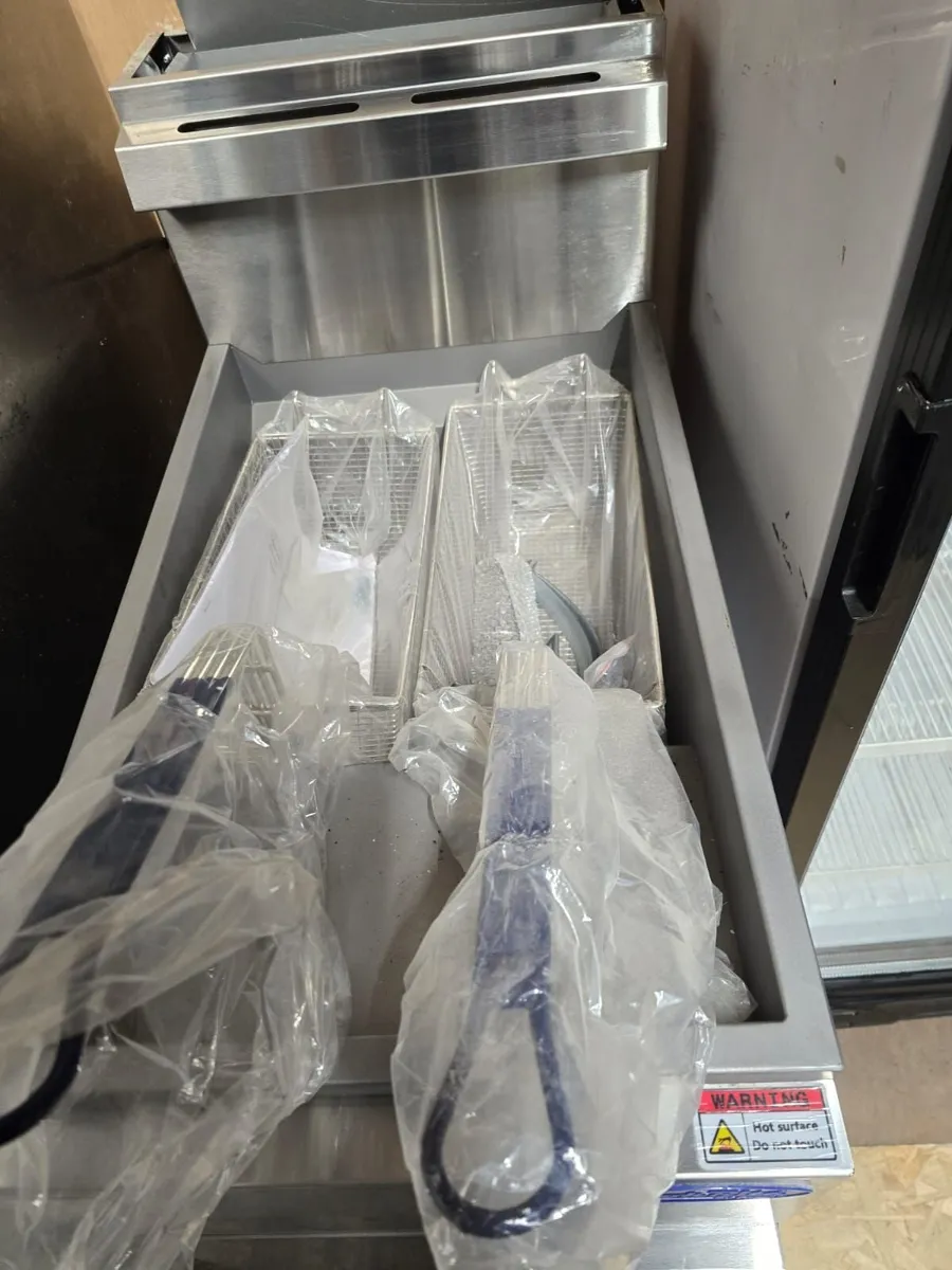 Commercial Gas Double Fryer - Image 1