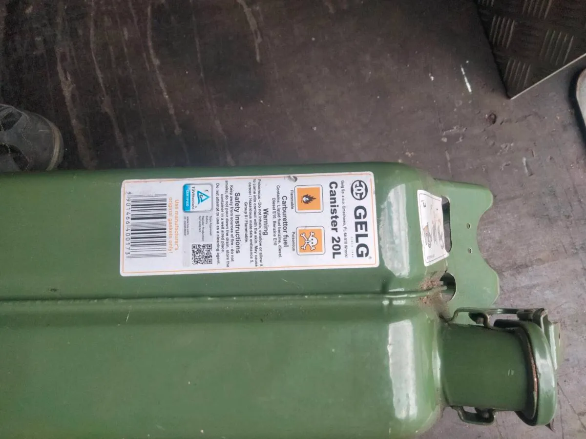 Jerry can - Image 1