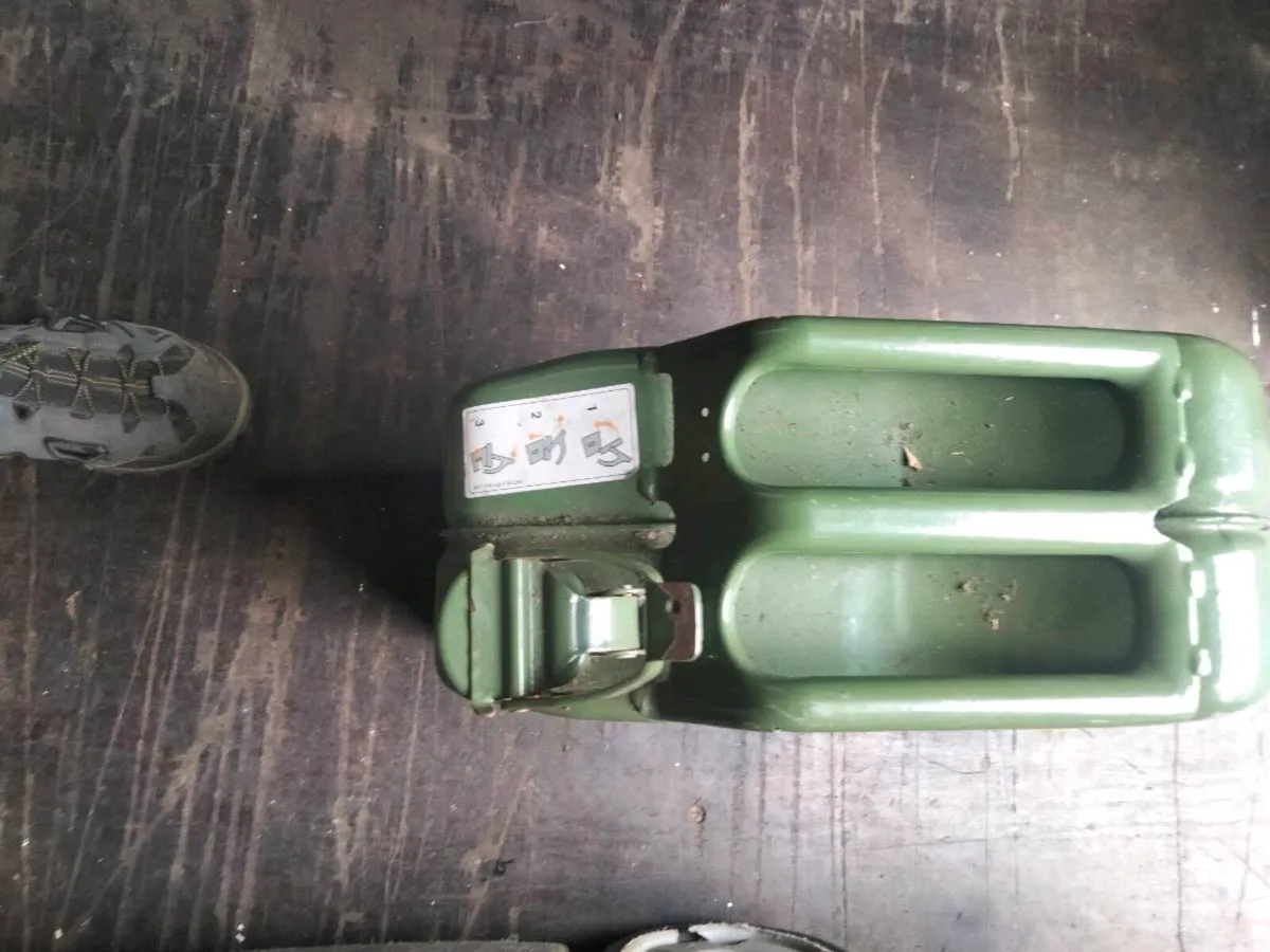 Jerry can - Image 3