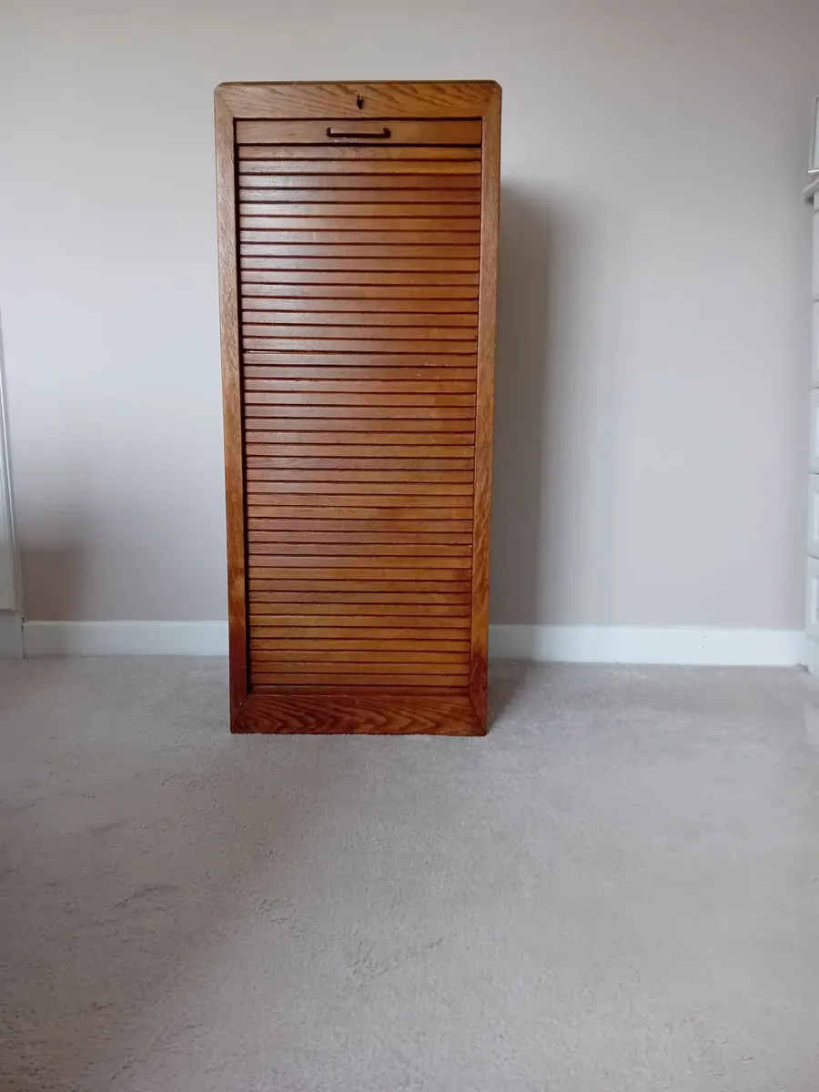 Roll top filing cabinet - Image 2