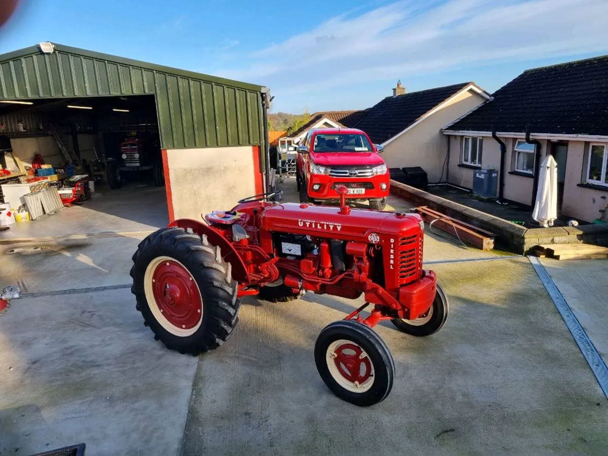 Vintage tractor - Image 2