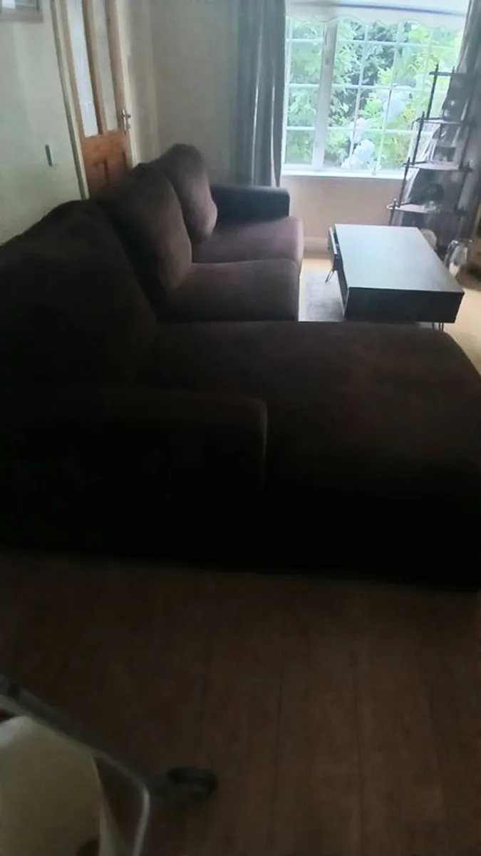 sofa - Image 2