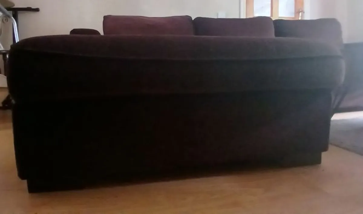 sofa - Image 3