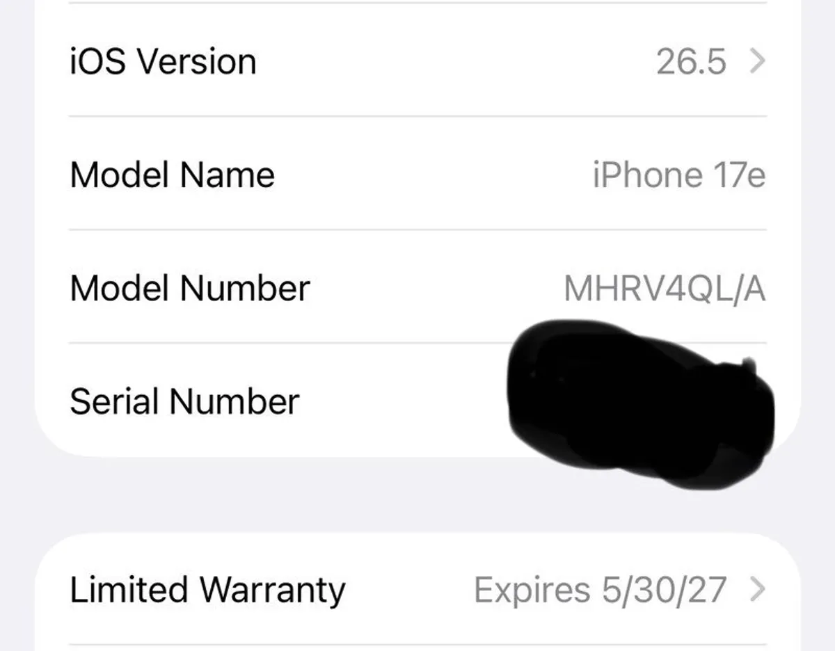 iPhone 17e 256Gb black 1 month old, unlocked, sim free - Image 2