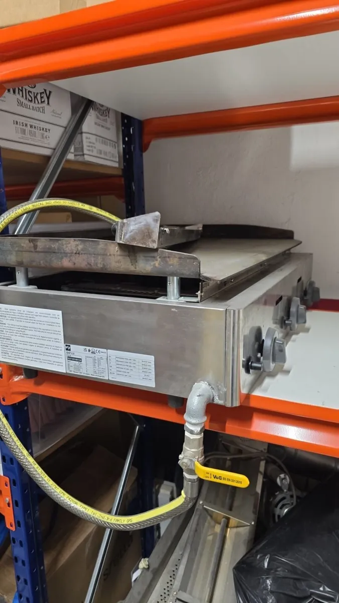 Gas Flat Top Grill - Image 1