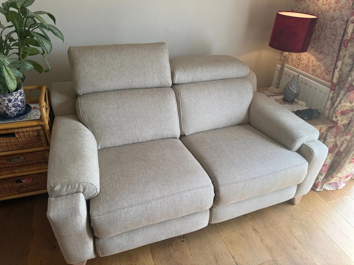 Parker Knoll Evolution 2 Seater Recliner Sofs - Image 3