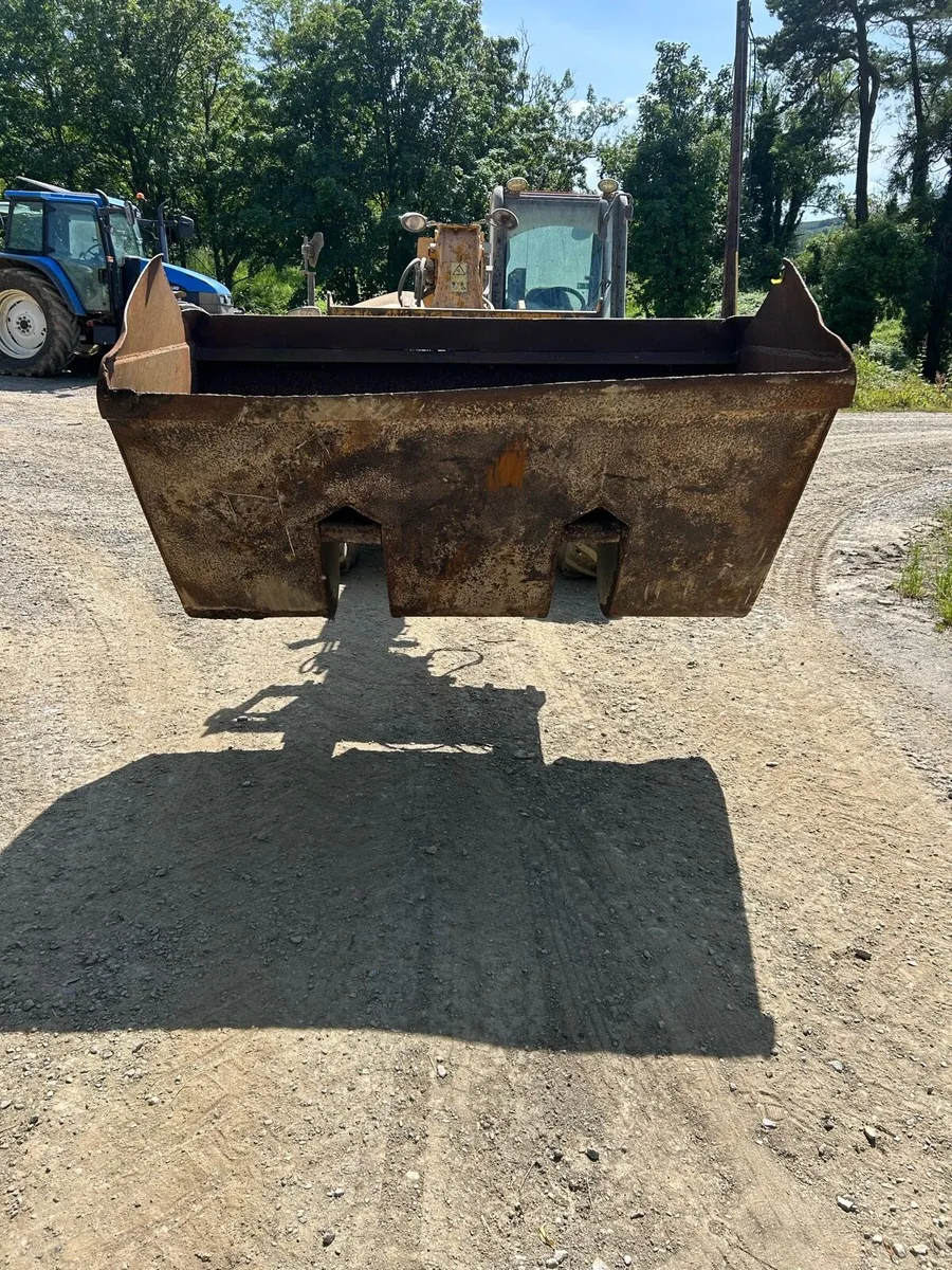 Tighe hi tip bucket - Image 3