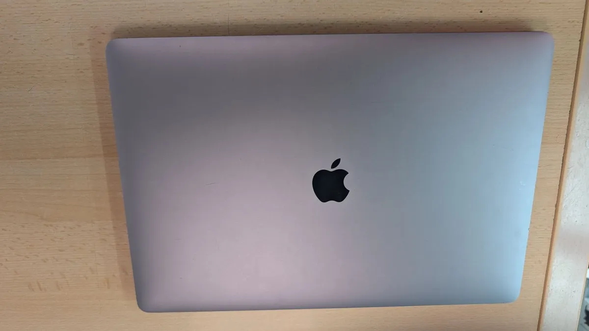 Apple MacBook Pro 2021 M1 PRO - Image 1