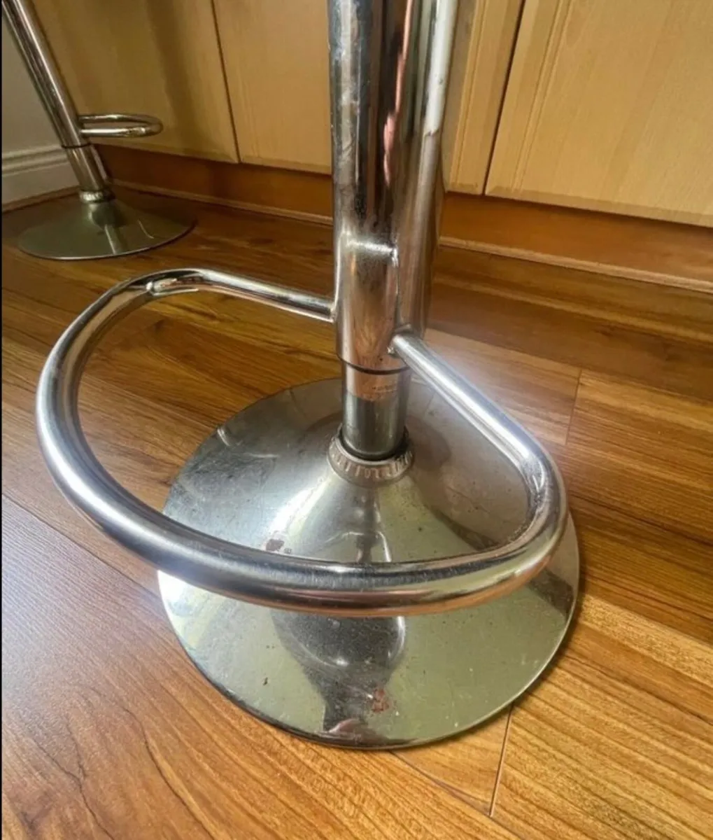 Kitchen stools - Image 2
