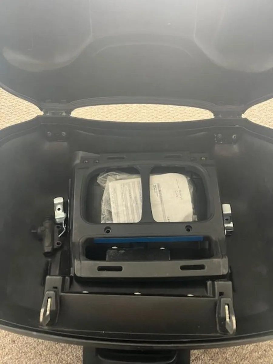 Genuine BMW Back Box for Motorbike - Image 2