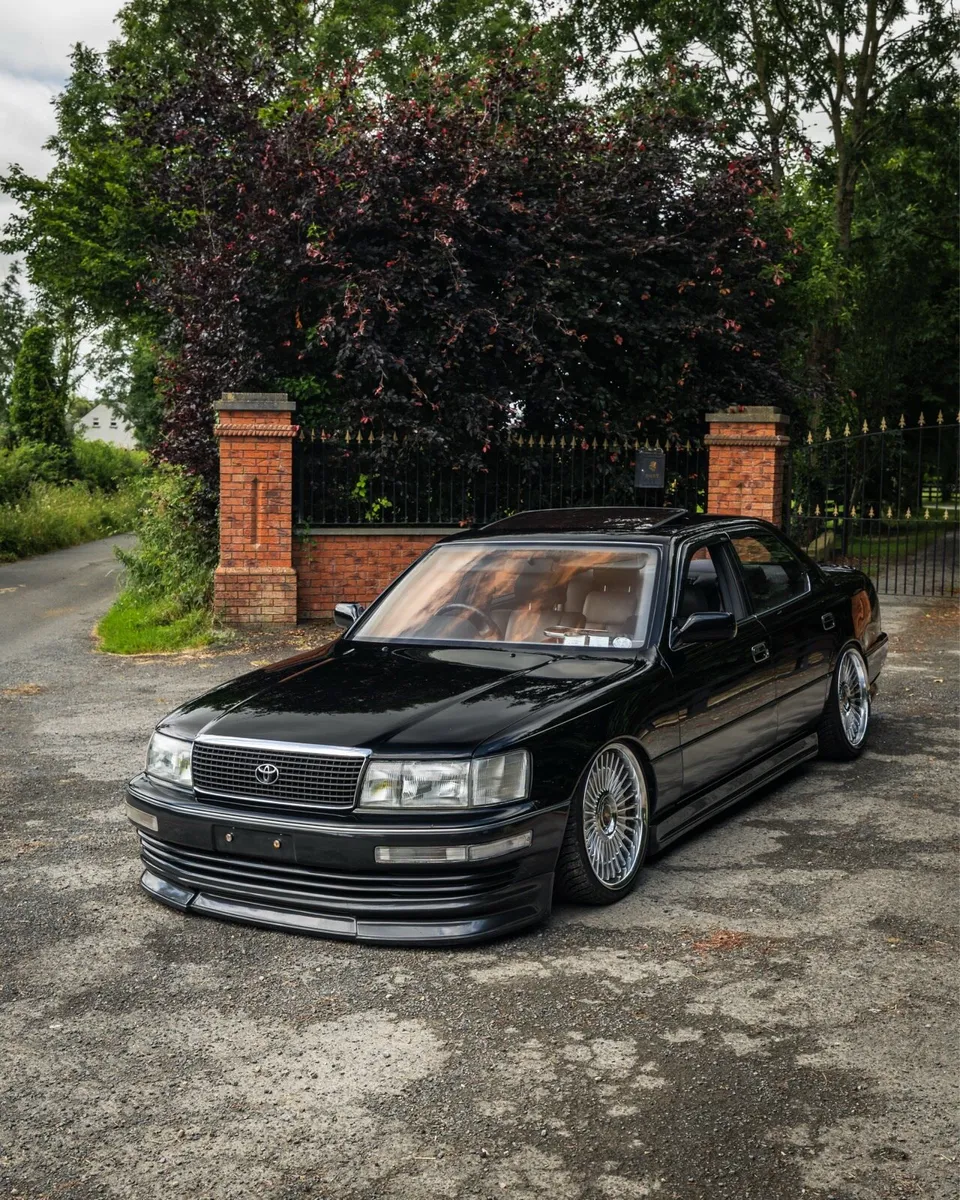 Toyota Celsior - Image 1