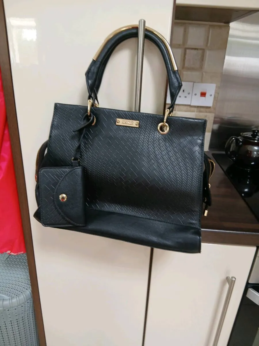 SELECTION  OF LADIES HANDBAGS - Image 2
