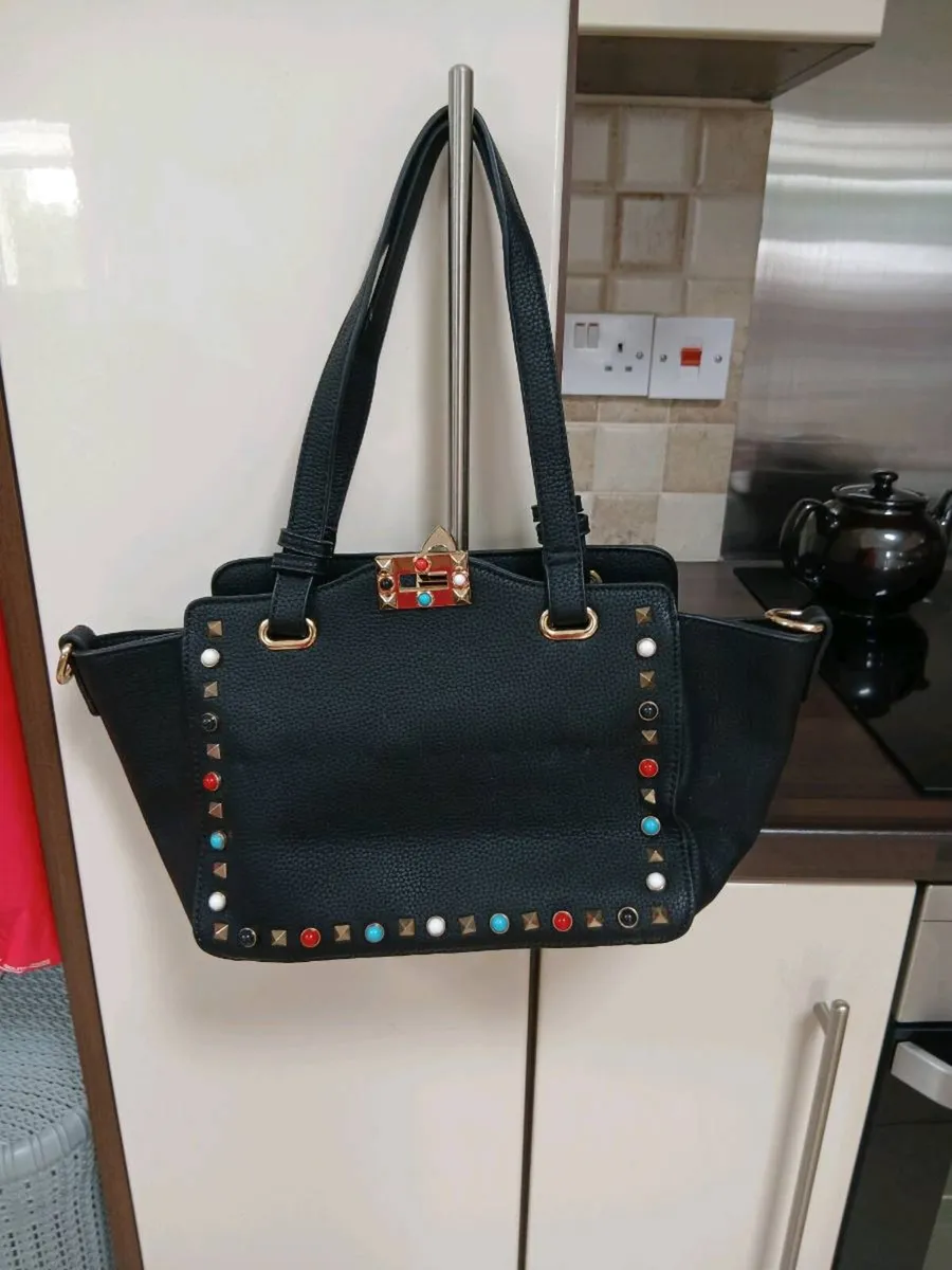 SELECTION  OF LADIES HANDBAGS - Image 3