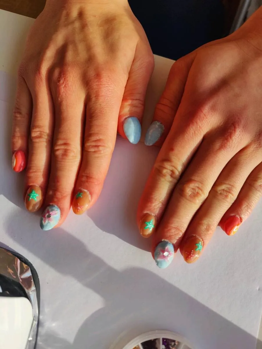 manicure nails services - Image 4