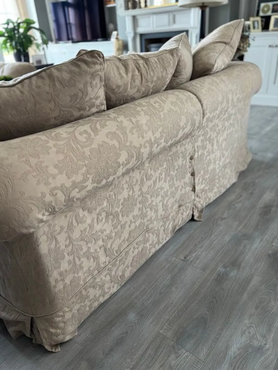 Quality 2x 3 seater Tetrad sofas - Image 2
