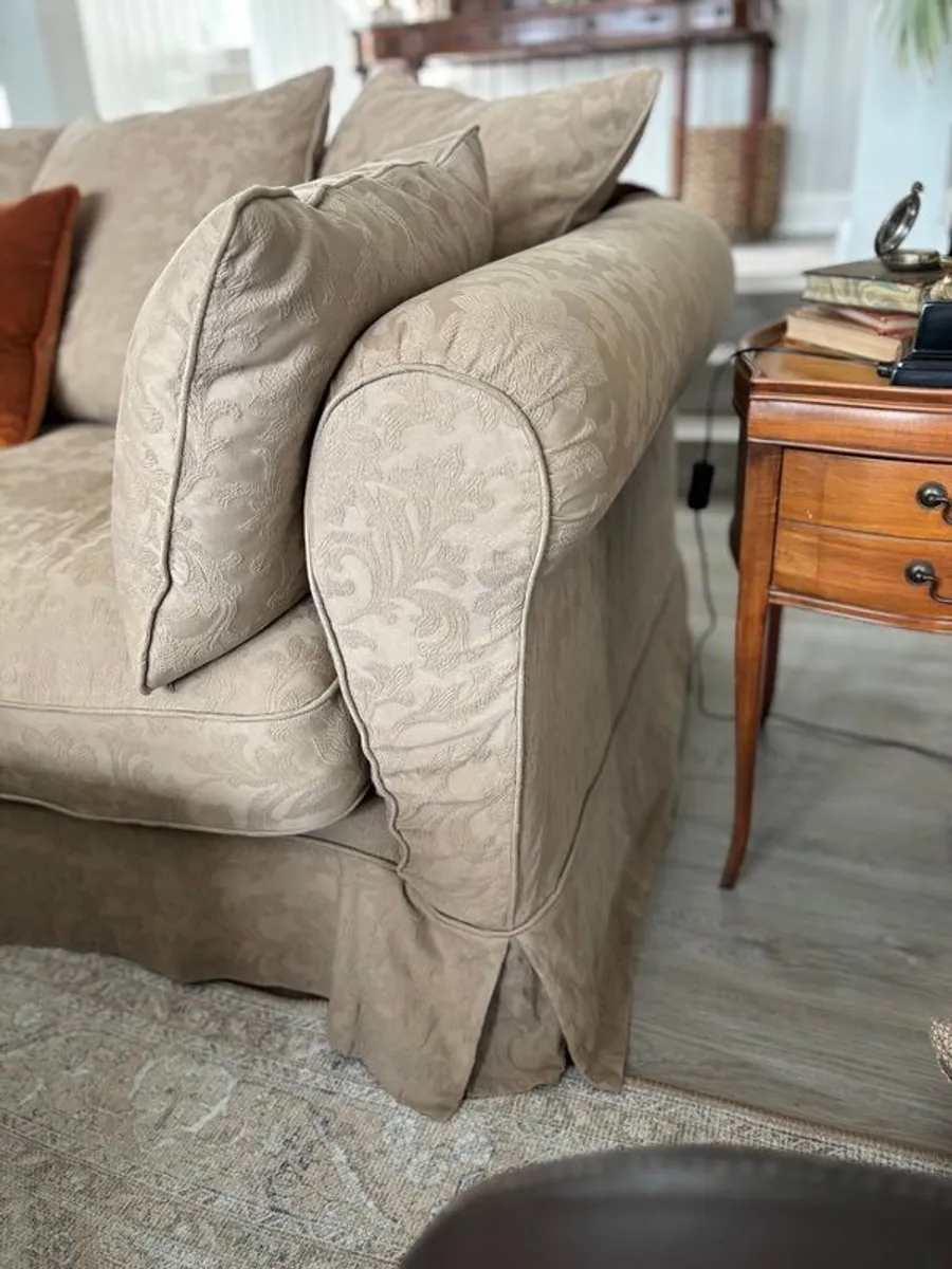 Quality 2x 3 seater Tetrad sofas - Image 3