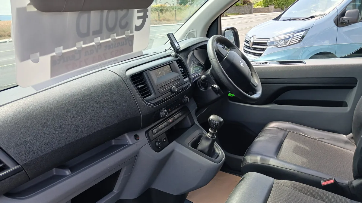 212 PEUGEOT EXPERT WITH EXTRAS - Image 4