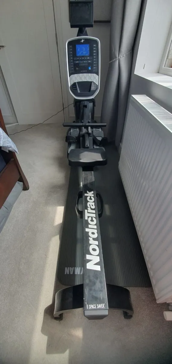 NordicTrack RW850 Foldable Rowing Machine / Rower - Image 2
