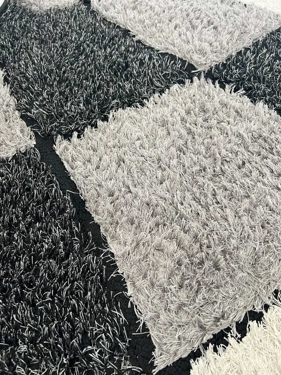 Rug - Image 2