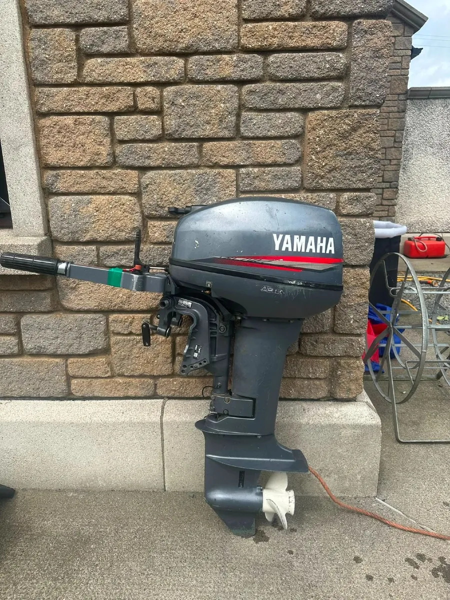 Yamaha 9.9 short shaft outboard engine - Image 4