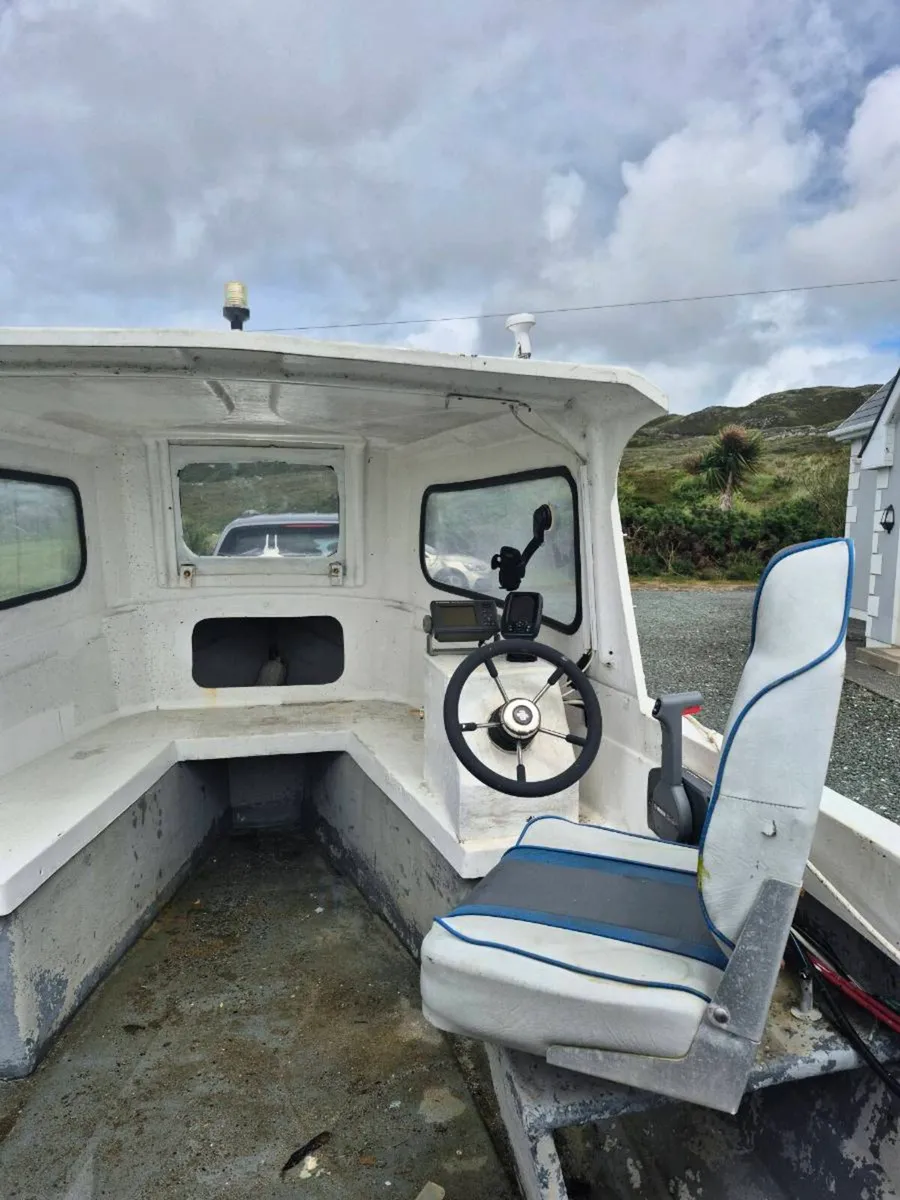 16ft Redbay fishing boat - Image 1