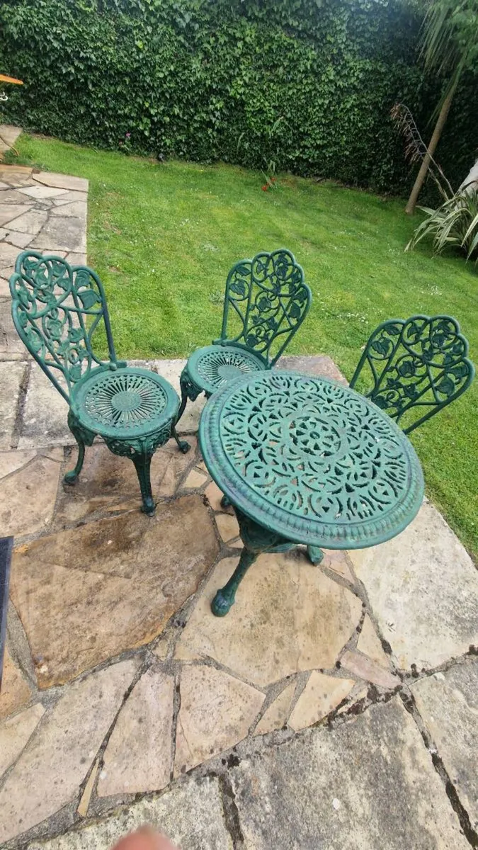 Garden Table and Chairs - Image 2