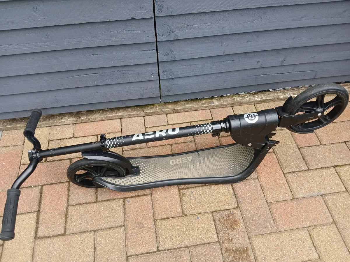 Scooter - Image 3