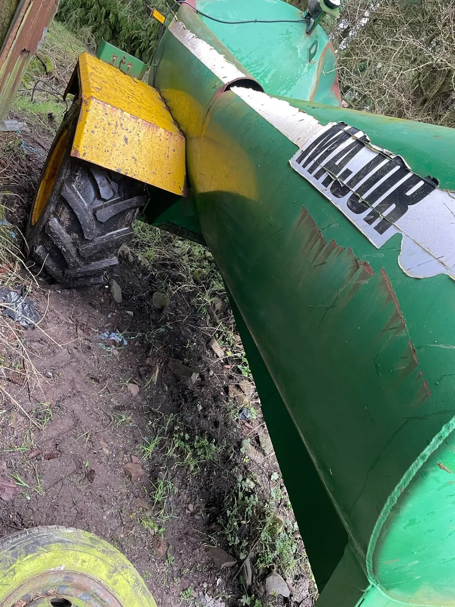 Slurry tanker - Image 3