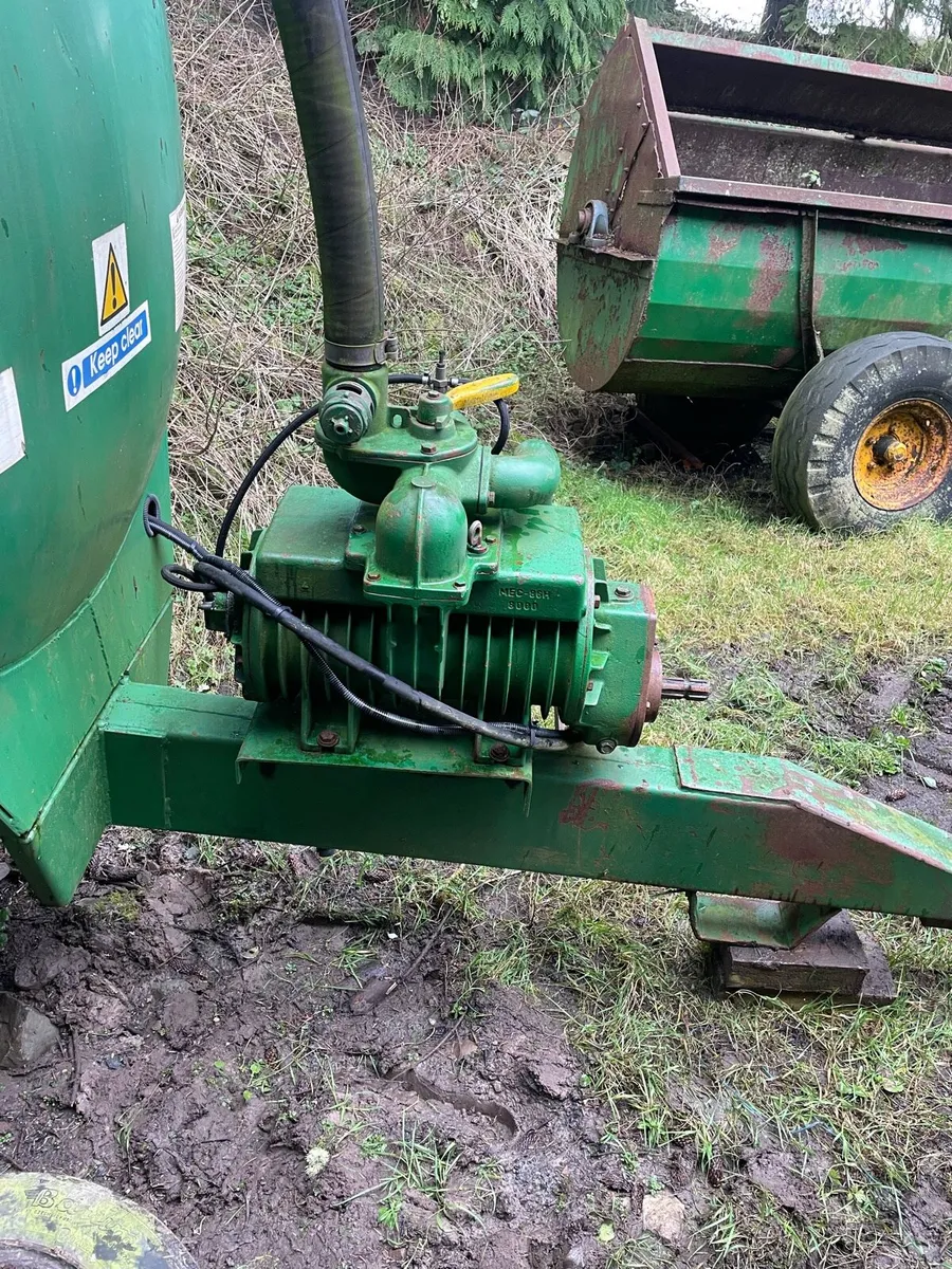 Slurry tanker - Image 4
