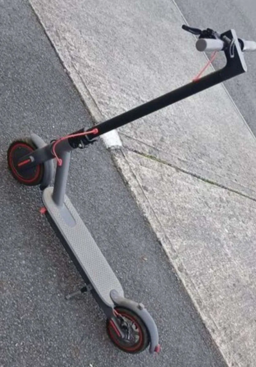 Electric scooter - Image 1