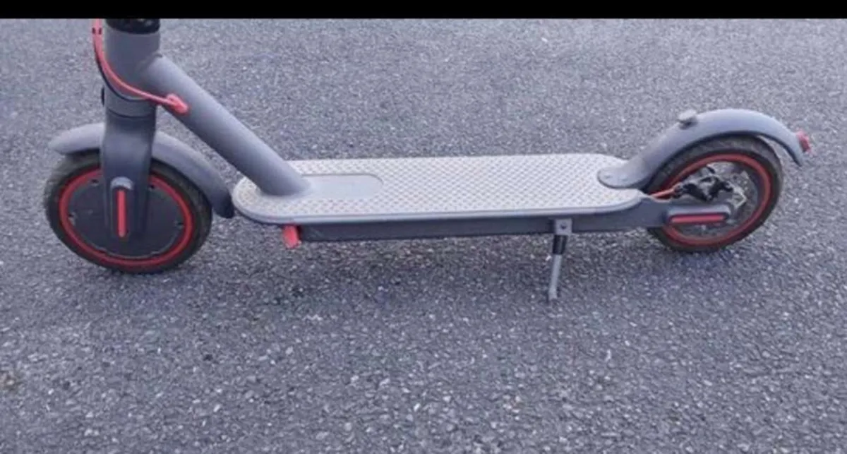 Electric scooter - Image 3