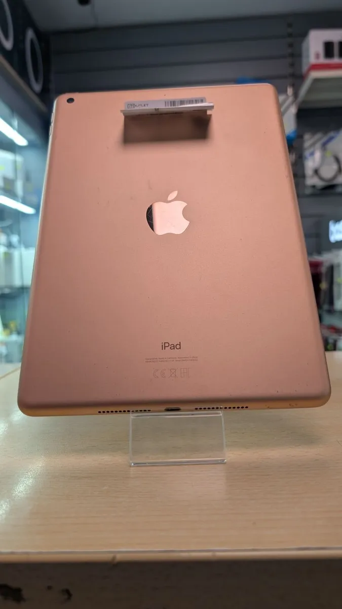 Apple iPad 8 Gen 10.2" A2270 - Image 1
