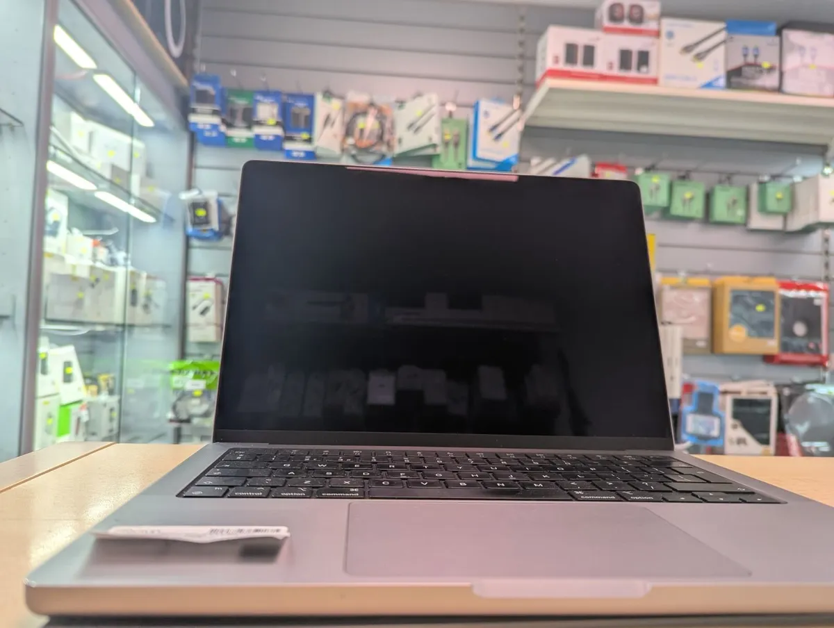 Apple MacBook Pro 2021 M1 PRO - Image 4