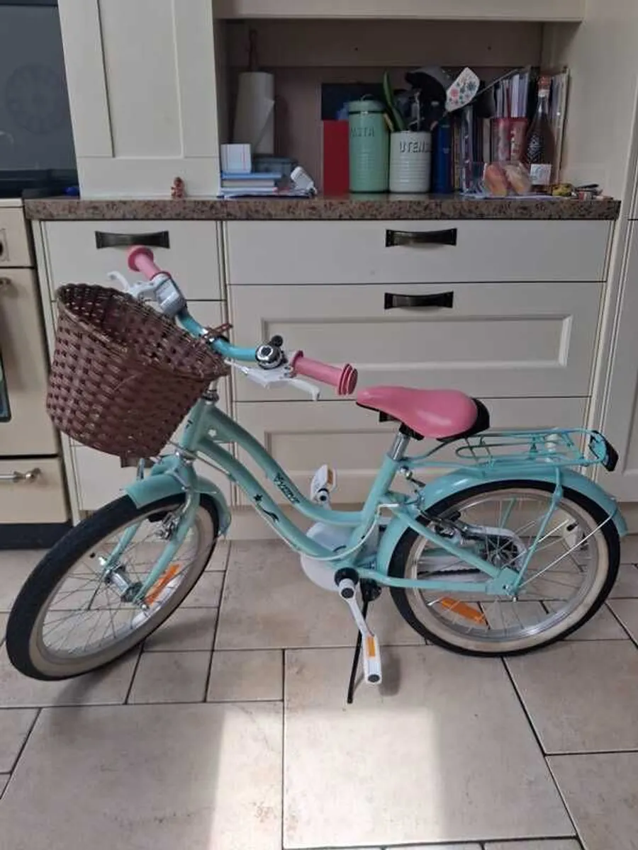 18 Inch Verve Star Bike with Basket Mint - Image 1