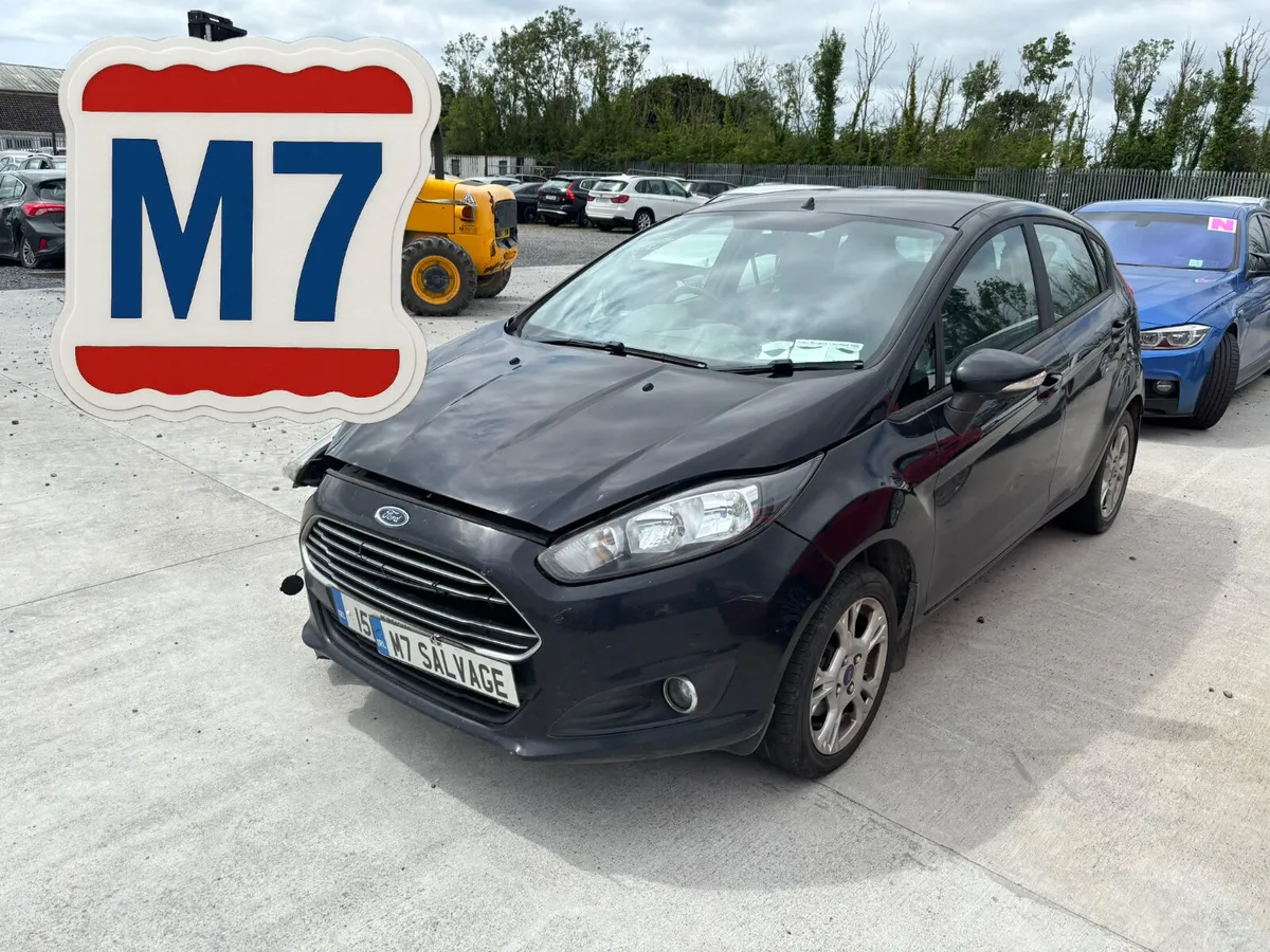 15 Fiesta Zetec 1.2 Petrol 180km Starting - Image 1