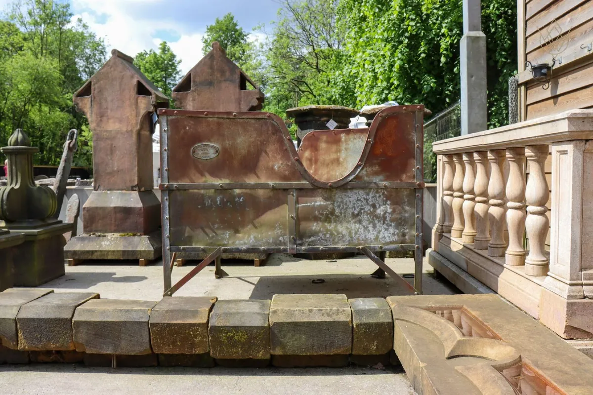 Galvanised Victorian Hay manger - Image 3