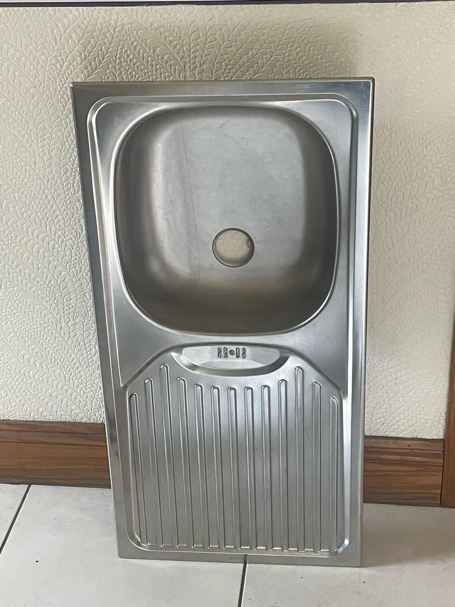 Stainless steel kitchen sink with draining board - Image 1