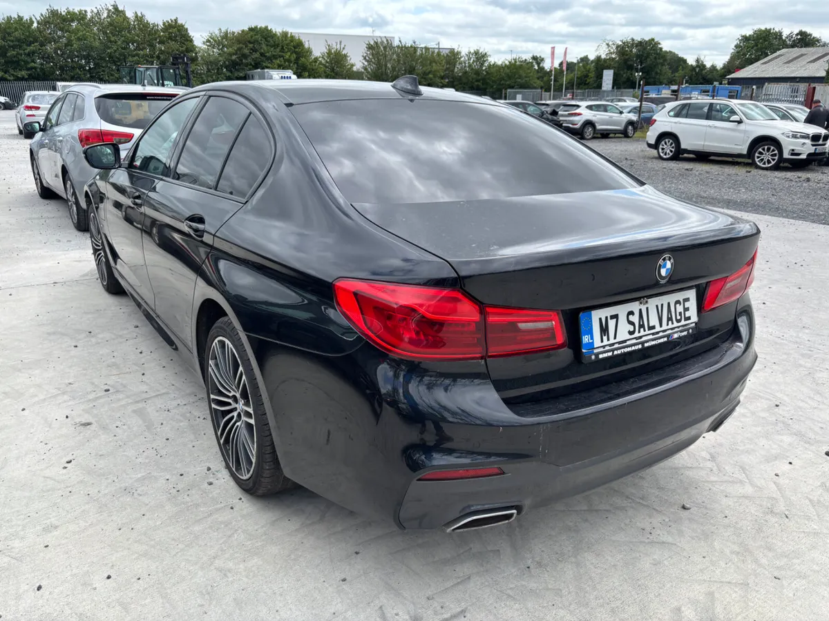 19 BMW 530 E G30 M-sport Hybrid 104km drives - Image 4