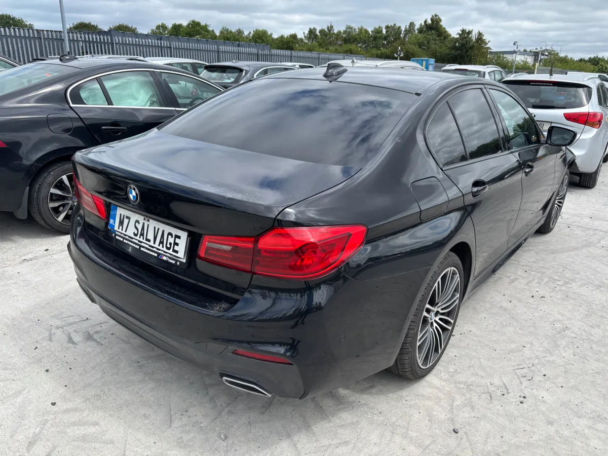 19 BMW 530 E G30 M-sport Hybrid 104km drives - Image 3