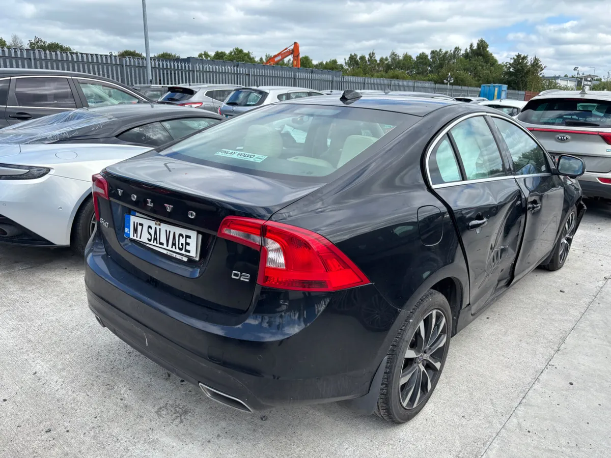 18 Volvo S60 2.0 Diesel 102km NCT 1/28 Starting - Image 3
