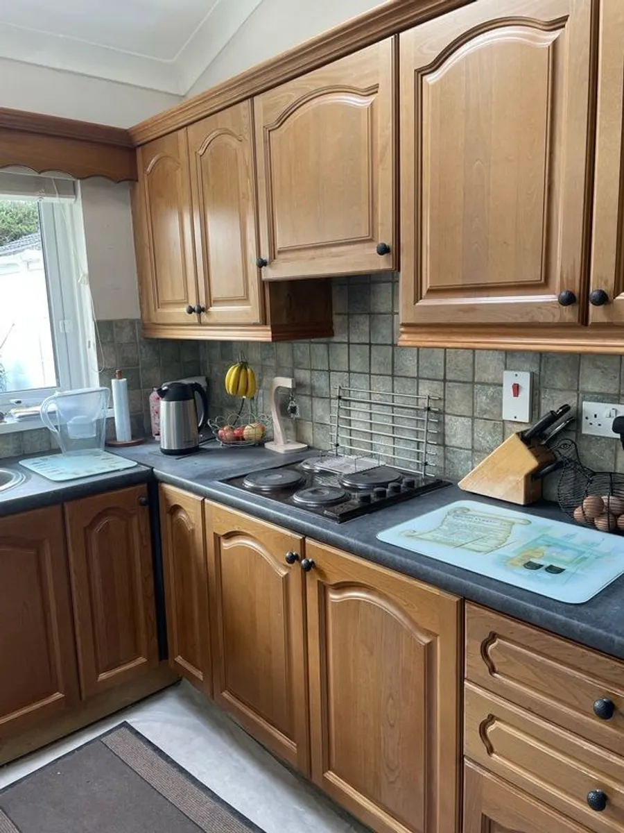 kitchen complete - Image 3